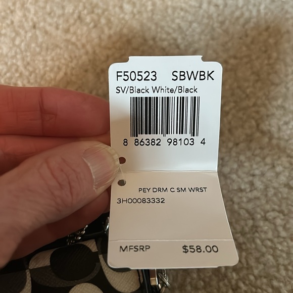 Coach Peyton Dream Black and White Wristlet NWT - Picture 10 of 10